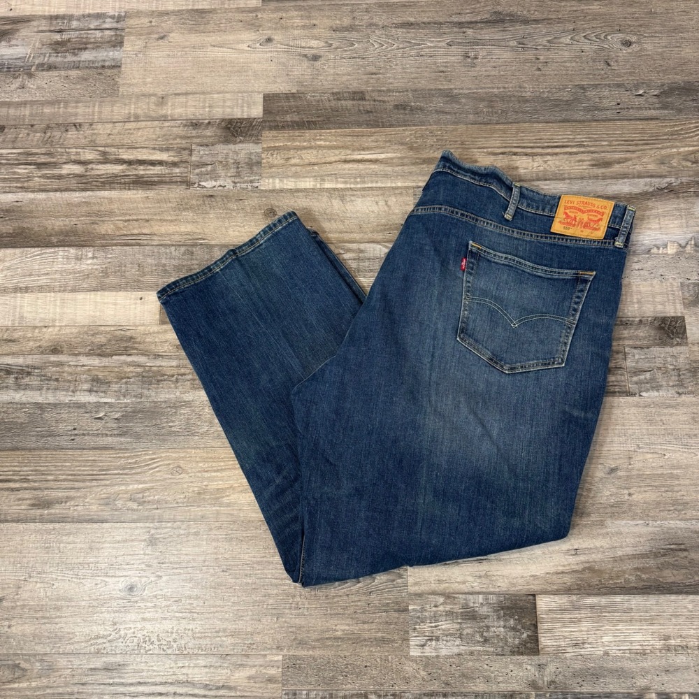 Levi's 559 Men's Size 54x32 Blue Relaxed Straight Stretch Jeans